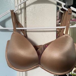 Victoria’s Secret pink brand bra